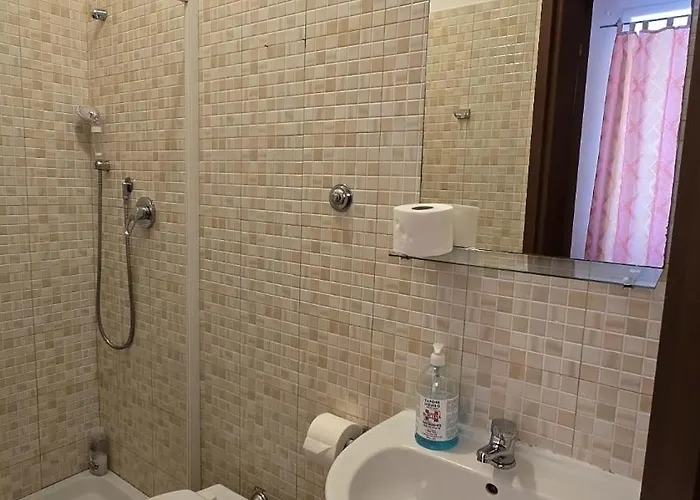 Meltin' ゲストハウス 2*