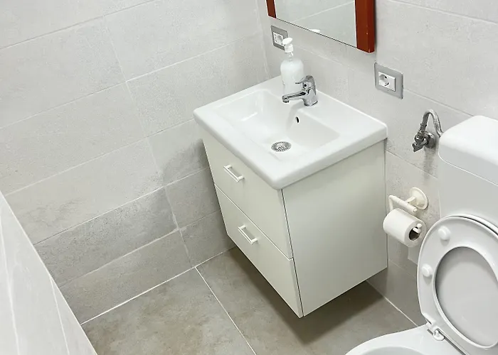 ゲストハウス Meltin' ローマ