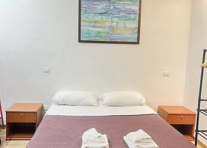 ゲストハウス Meltin' ローマ